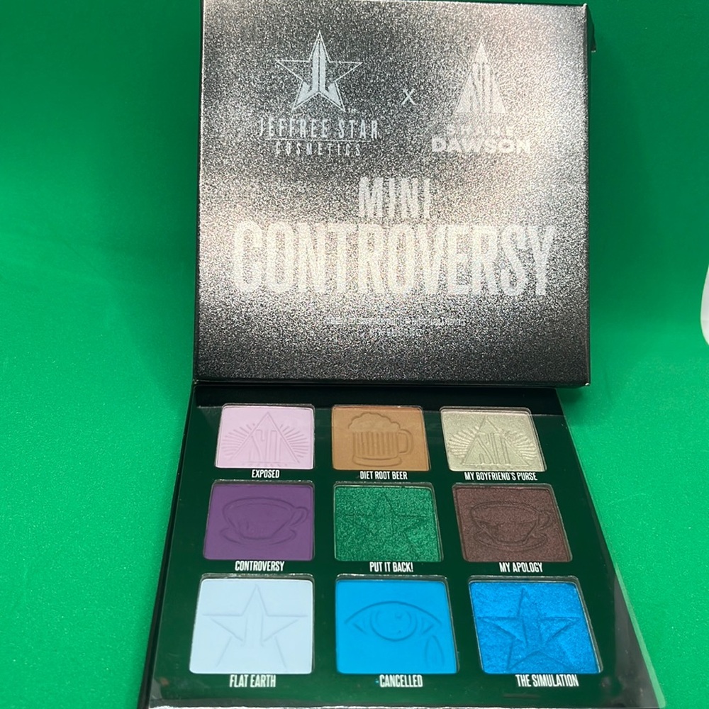 New JSC mini Controversy green palette